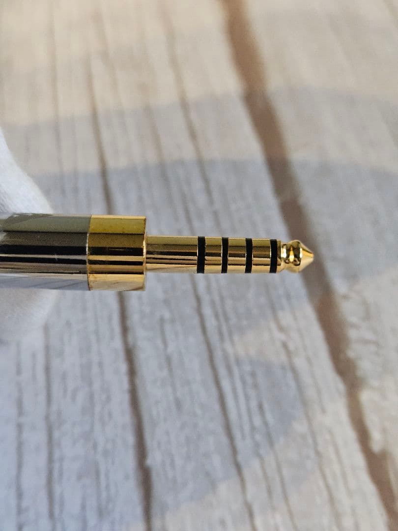 イヤホン Night Oblivion Uranium