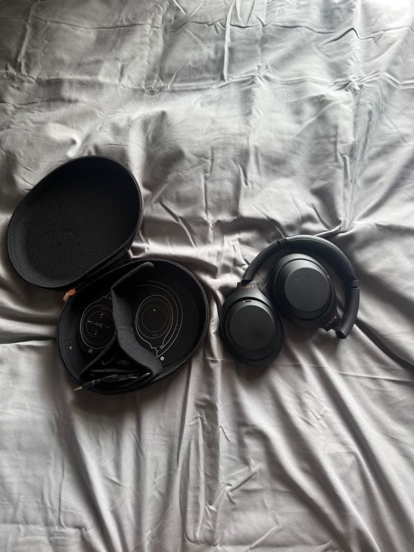 ソニー WH-1000XM4 ケース付き