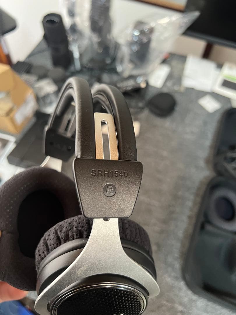 ♪美品 SHURE SRH1540 (新パッケージ）