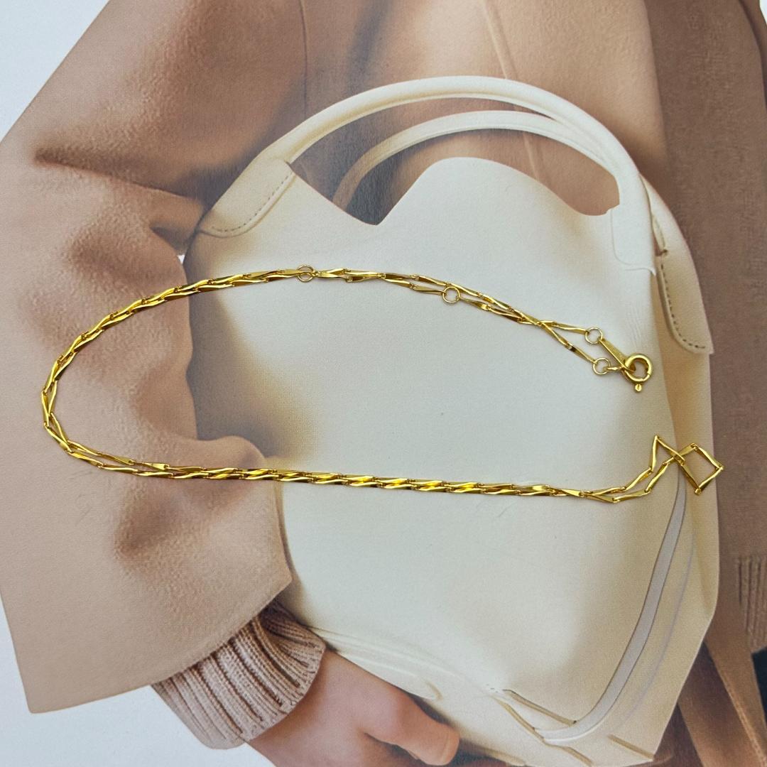 K18金 イエロー ゴールド幾何学的デザイン金色ネックレス