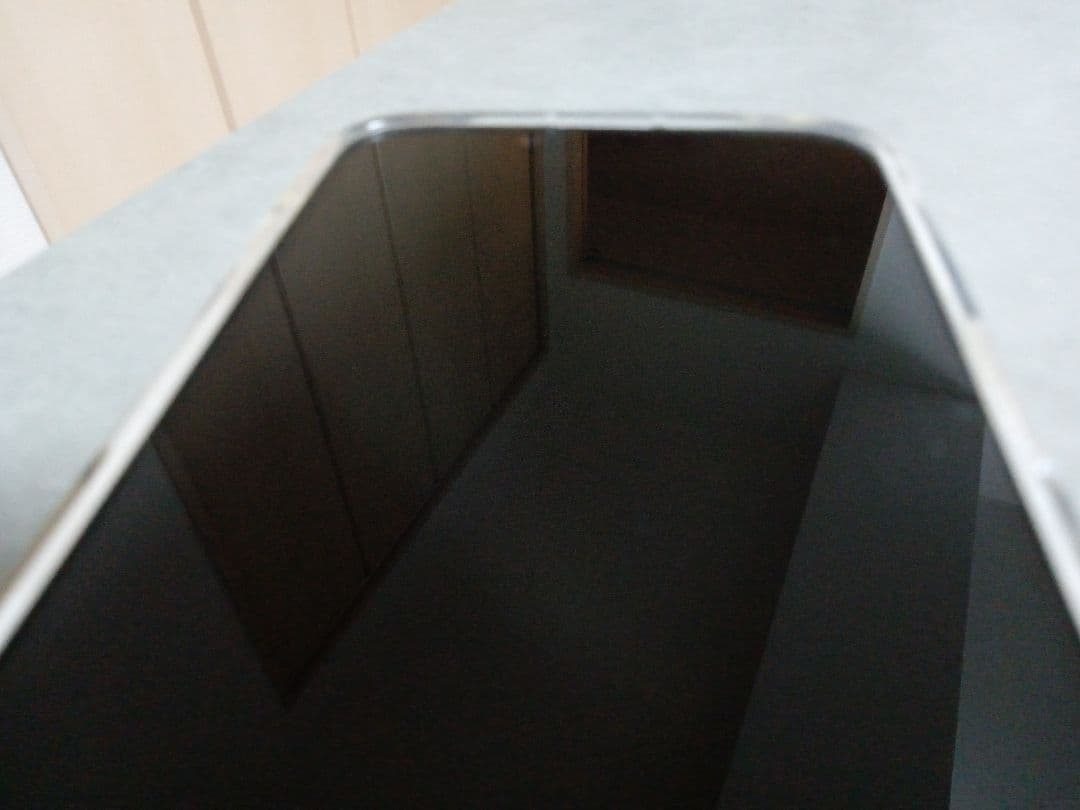 iPhone 16eホワイト