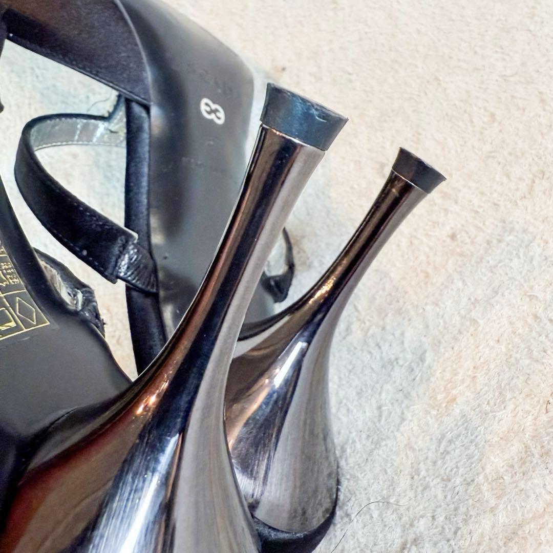 ESCADA エスカーダ ハートビジュー サテン ミュール 37 黒