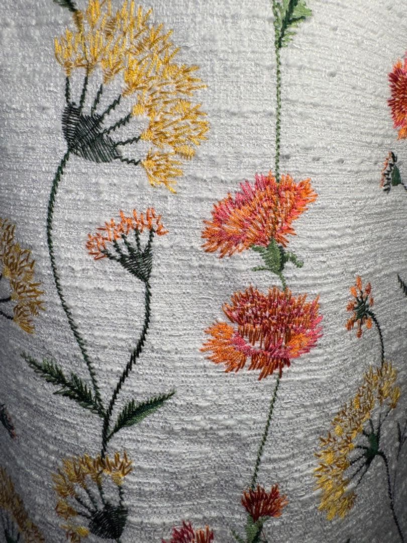 【Reneルネ】ＤM掲載品新品タグ付定価154,000円花柄刺繍 ワンピース38