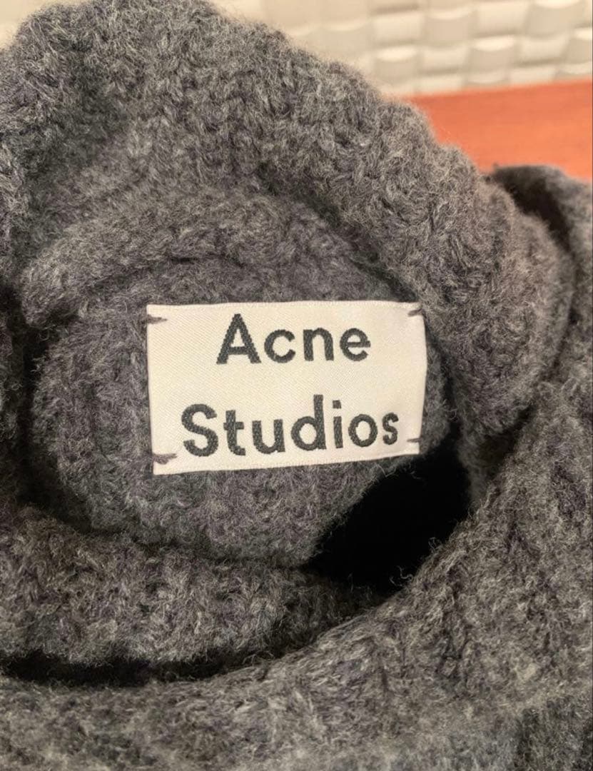 acne studios タートルネックニット