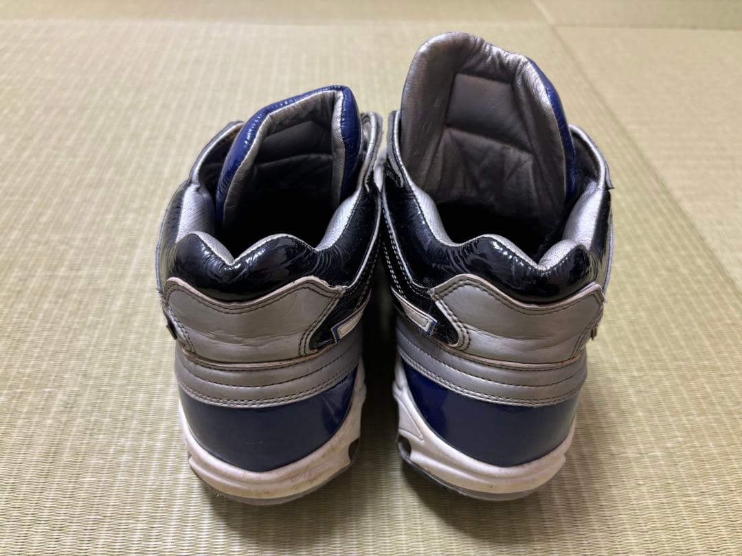 Mizuno pro 支給品野球スパイク ミドルカット 黒/青/白