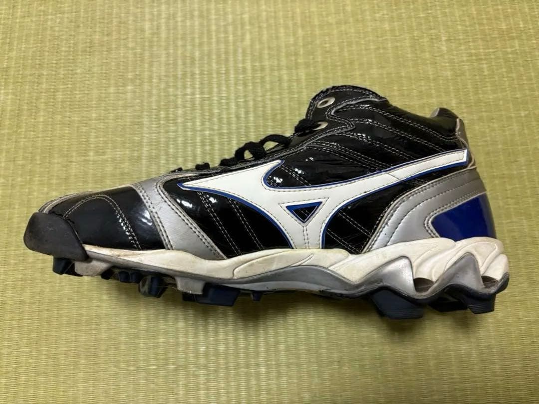 Mizuno pro 支給品野球スパイク ミドルカット 黒/青/白