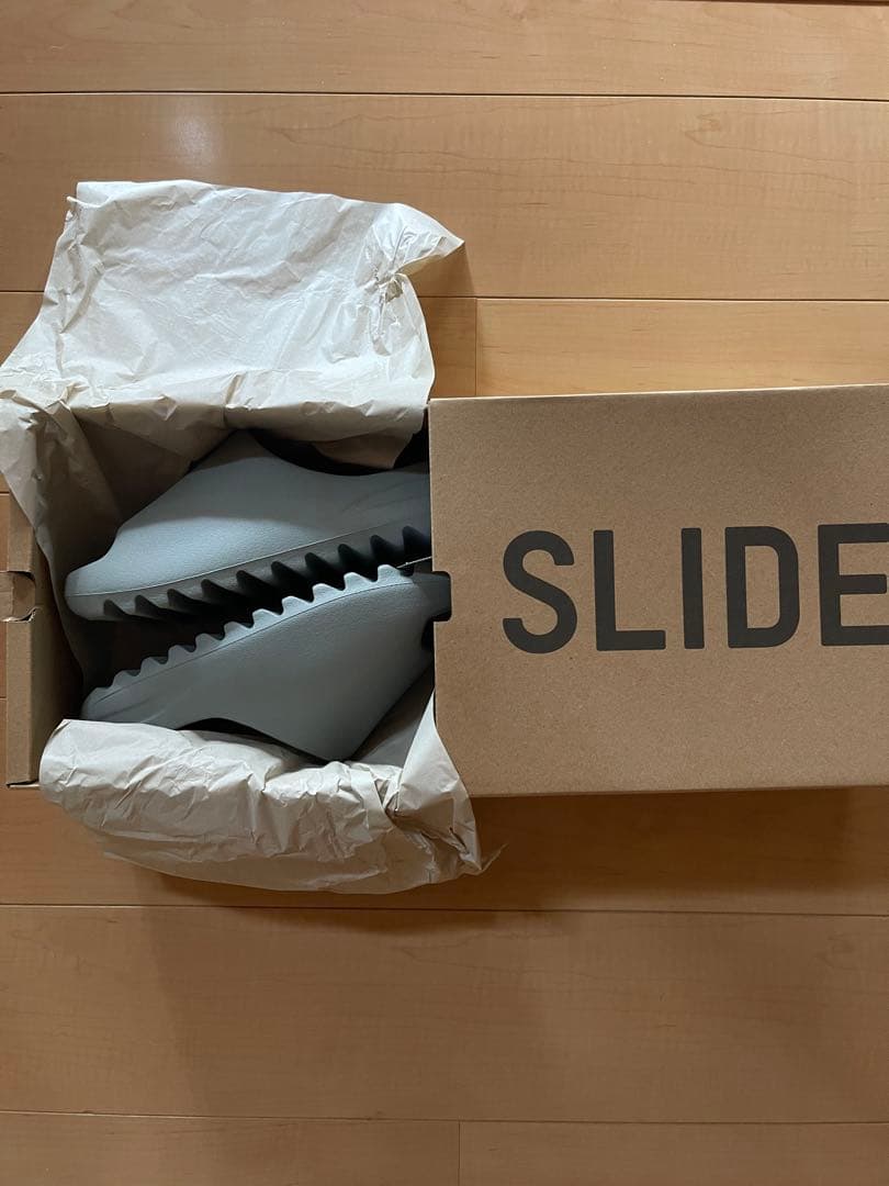 靴 adidas YEEZY Slide \