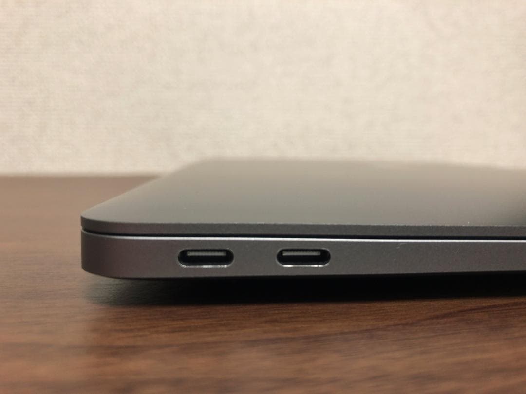 MacBook Air M1 スペースグレイ