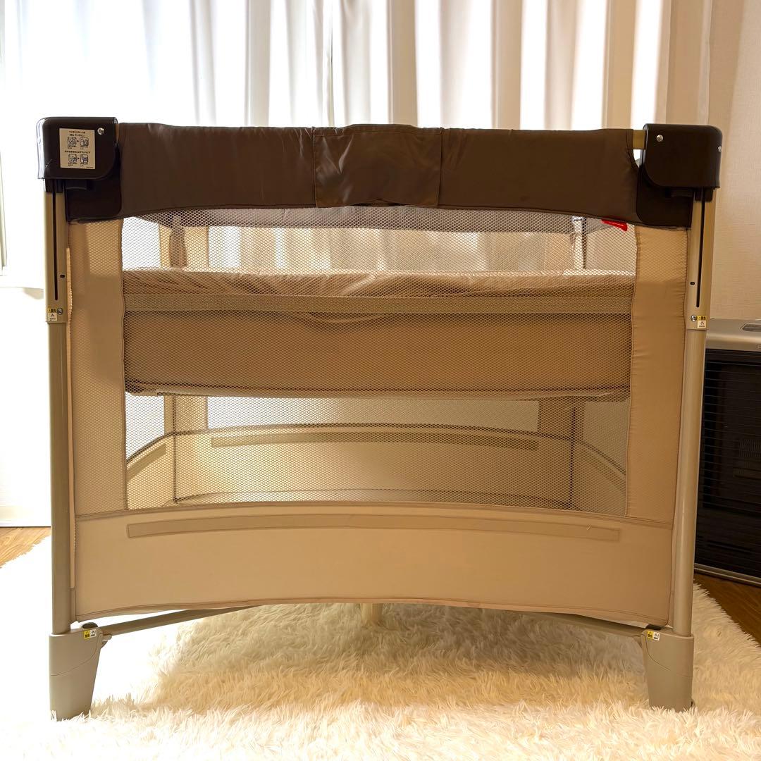 美品✨Aprica ココネルエアー 折り畳み ベビーベッド ココア 66047
