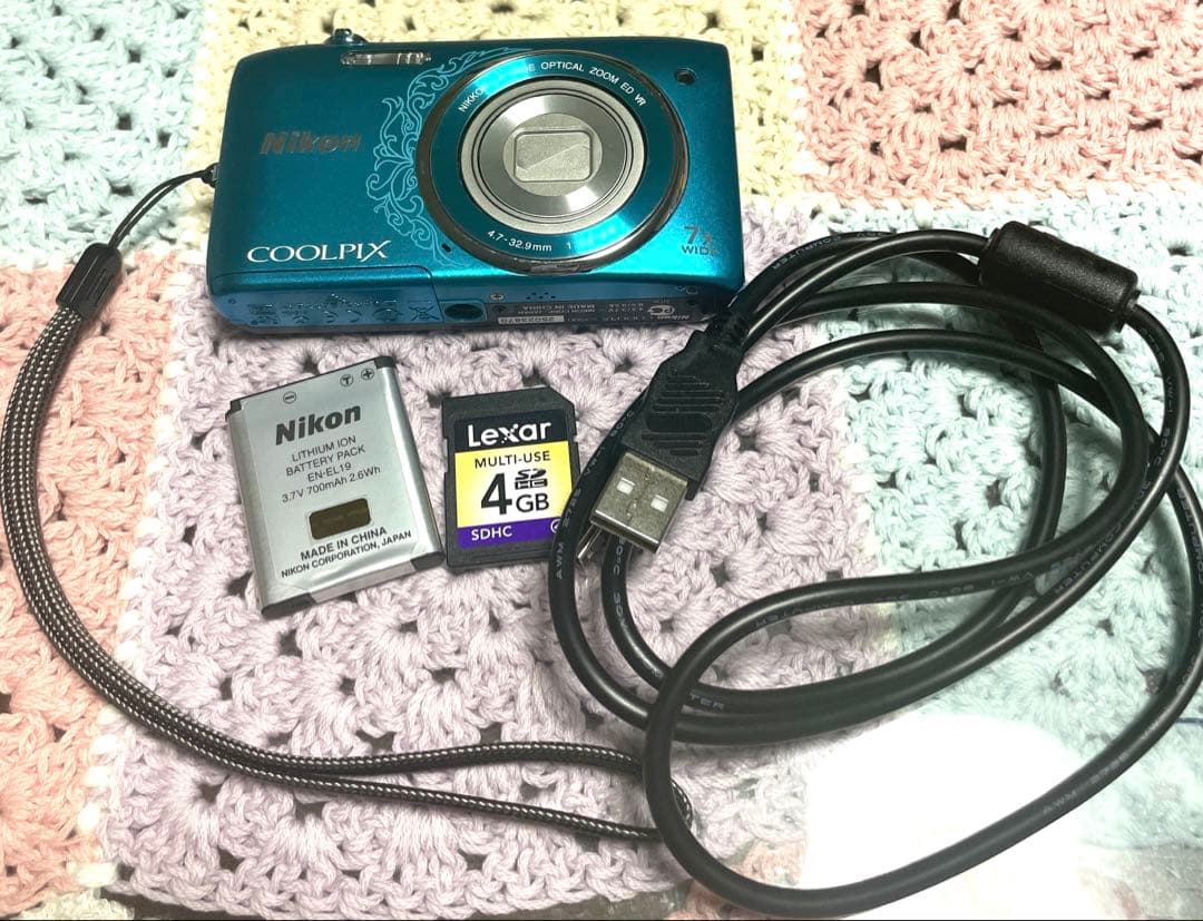 【値下げしました！】Nikon COOLPIX S3500 デジタルカメラ 青