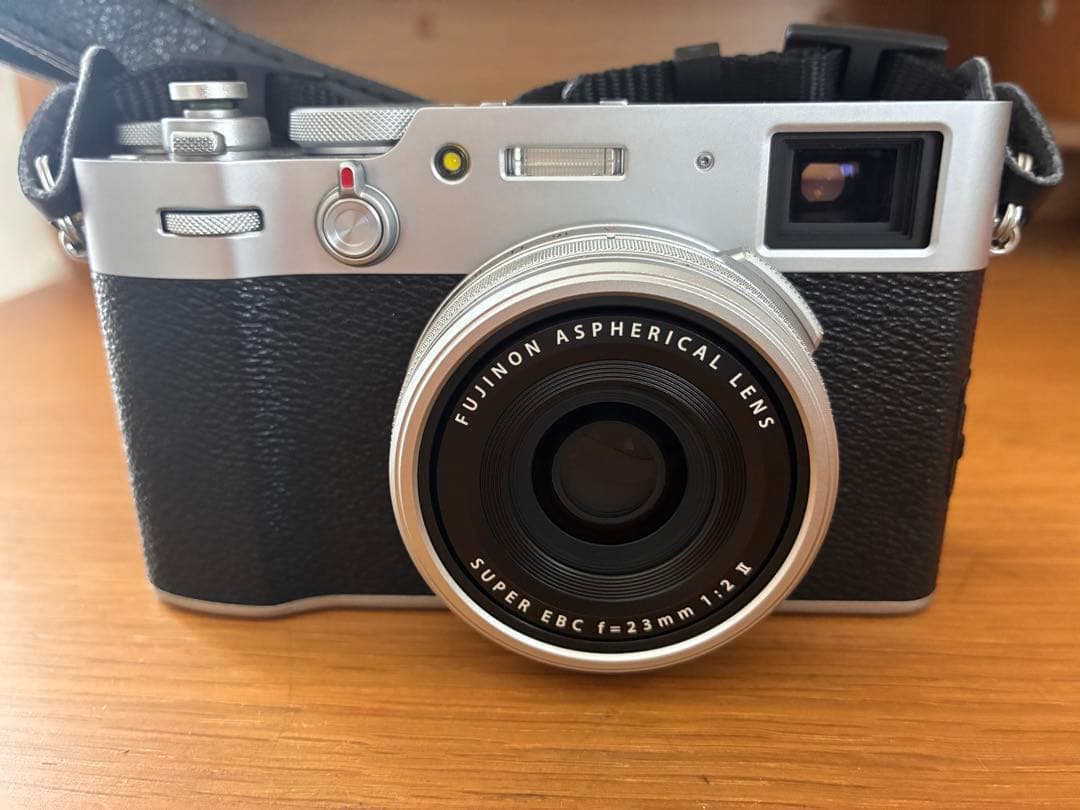 【美品】Fujifilm X100V ショット数1600