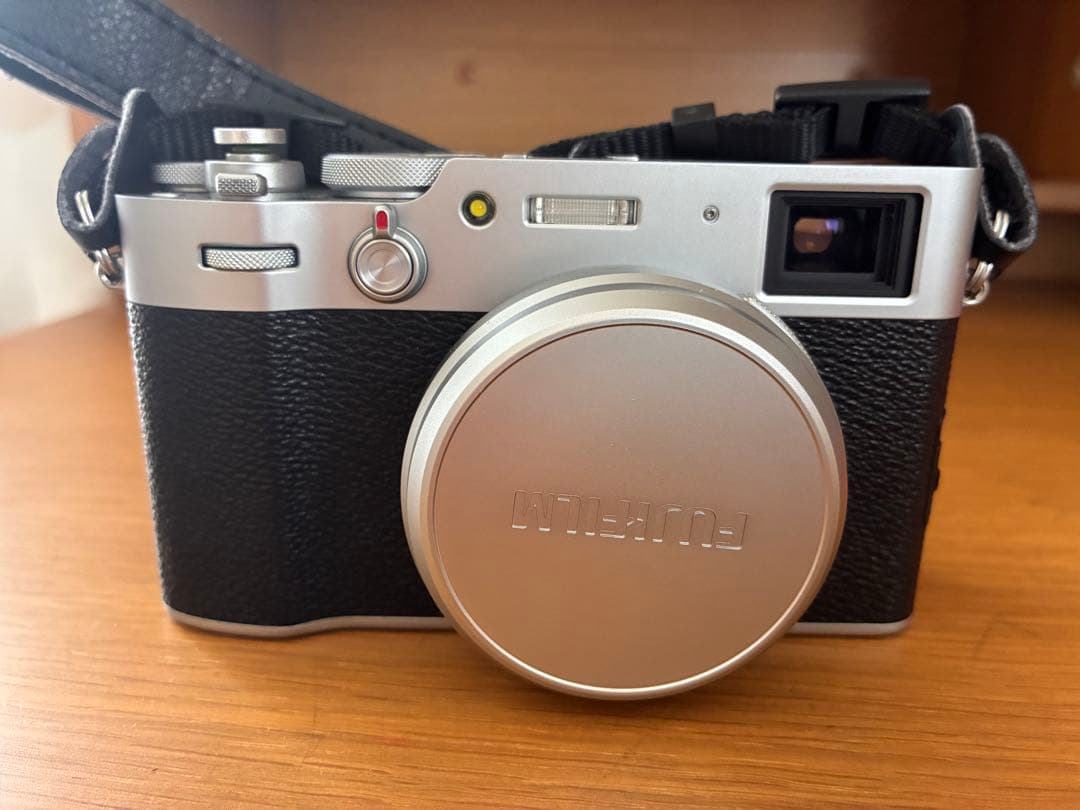 【美品】Fujifilm X100V ショット数1600