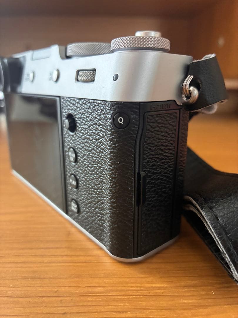 【美品】Fujifilm X100V ショット数1600