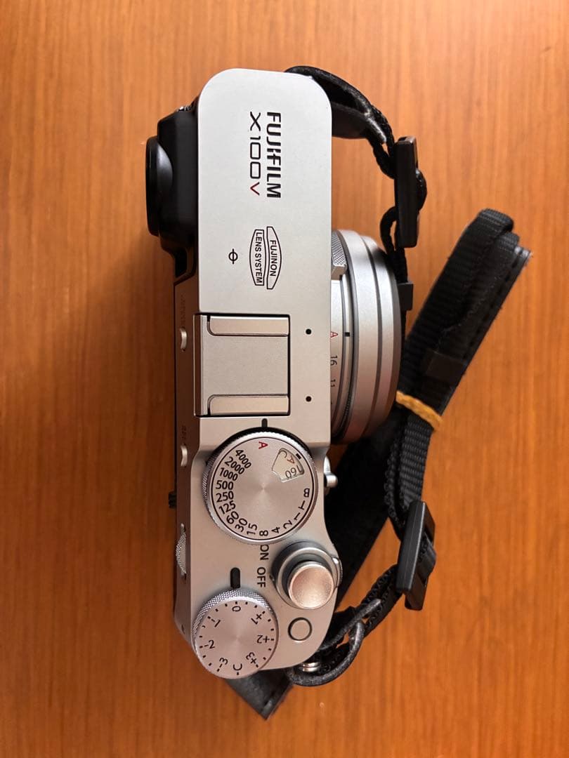 【美品】Fujifilm X100V ショット数1600