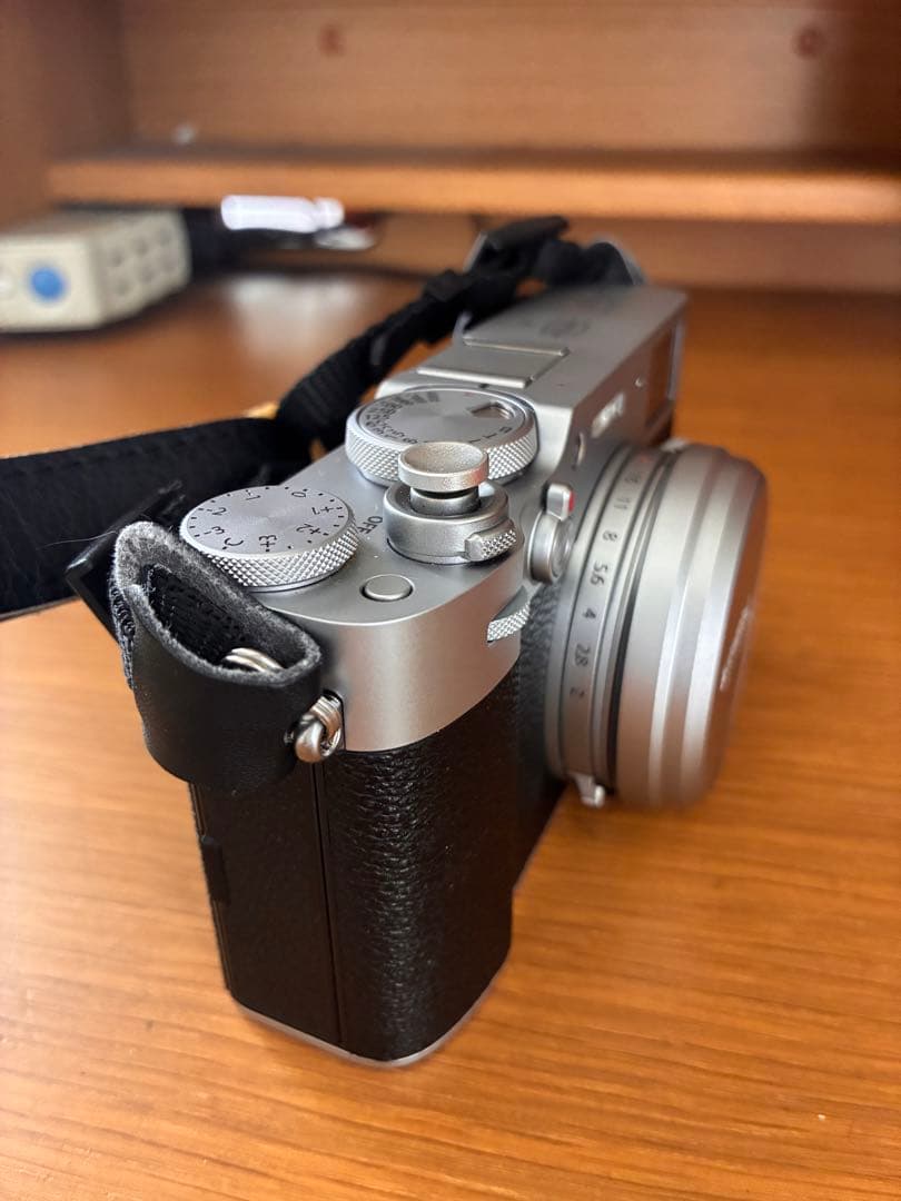 【美品】Fujifilm X100V ショット数1600