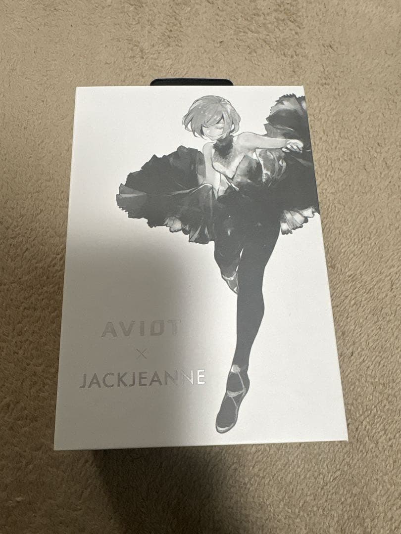 2/15までさゆ。様取り置き中 ジャックジャンヌ AVIOT コラボイヤホン