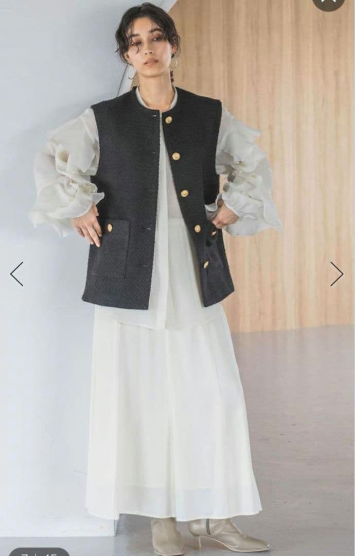 アパートバイローリーズ　ツイードノーカラーベスト　ブラック