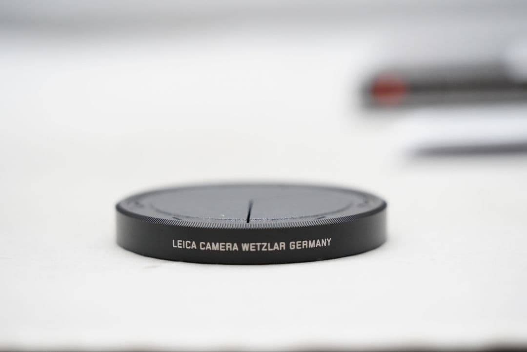 ☆おススメ☆ ライカ 18548 D-LUX用 オートマチック レンズ キャップ