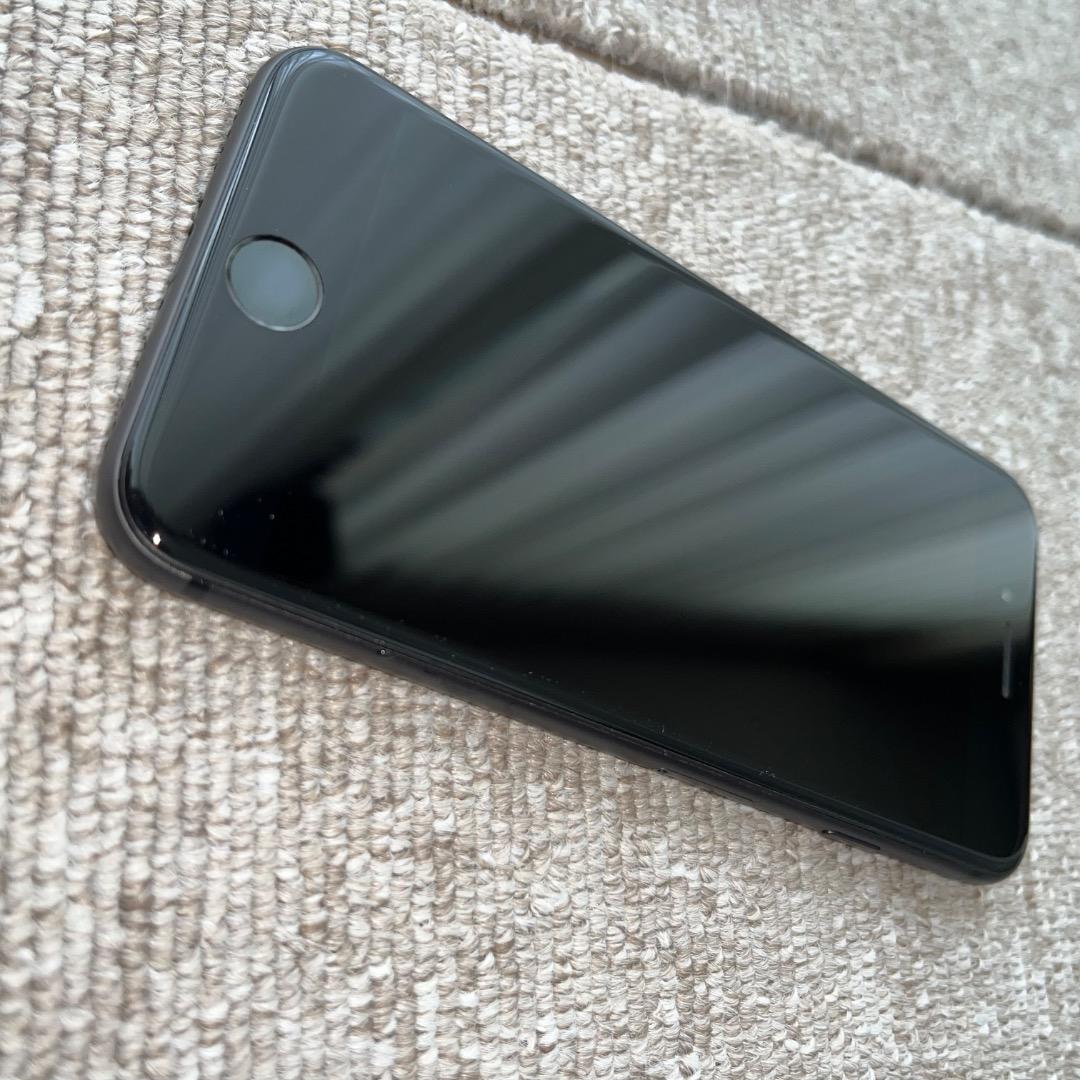 Apple iPhone 8 ブラック 本体 64GB 中古