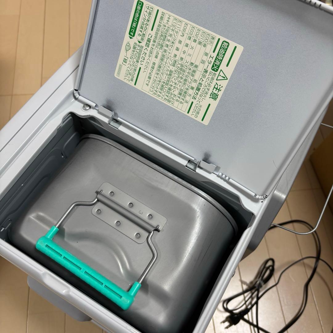 HYDEEE様 ダイニチ Dainichi石油ファンヒーター　FW-5622L