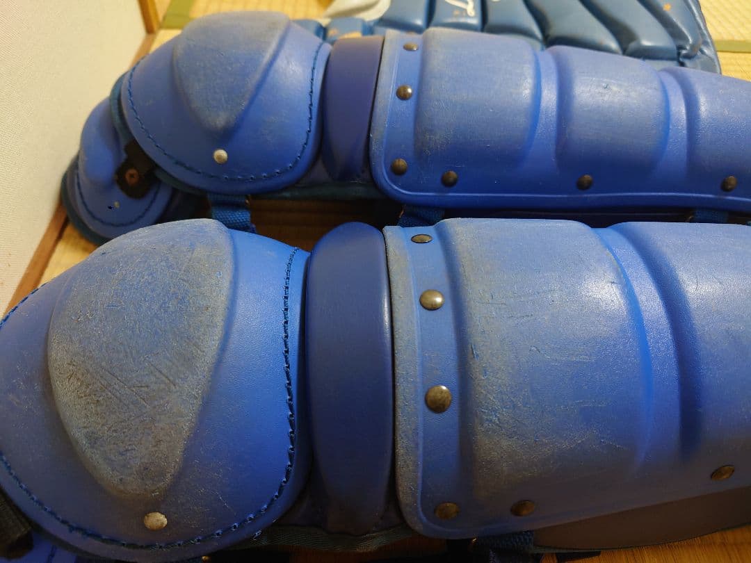 【早い者勝ち】キャッチャー 硬式用 レガース プロテクター