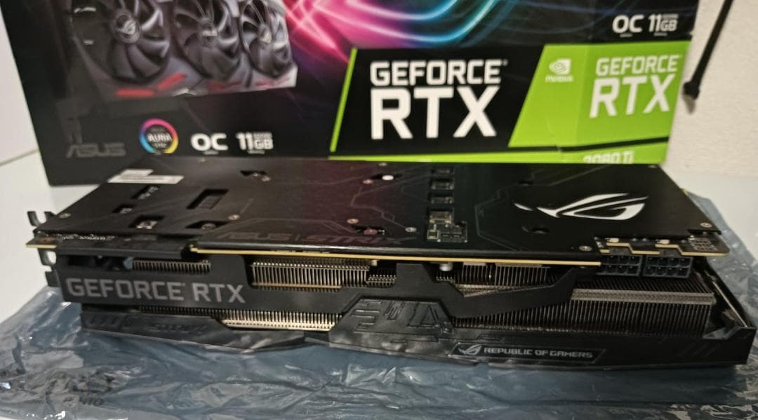 グラフィックボード・グラボ・ビデオカード ASUS ROG STRIX GeForce RTX 2080 Ti 11GB