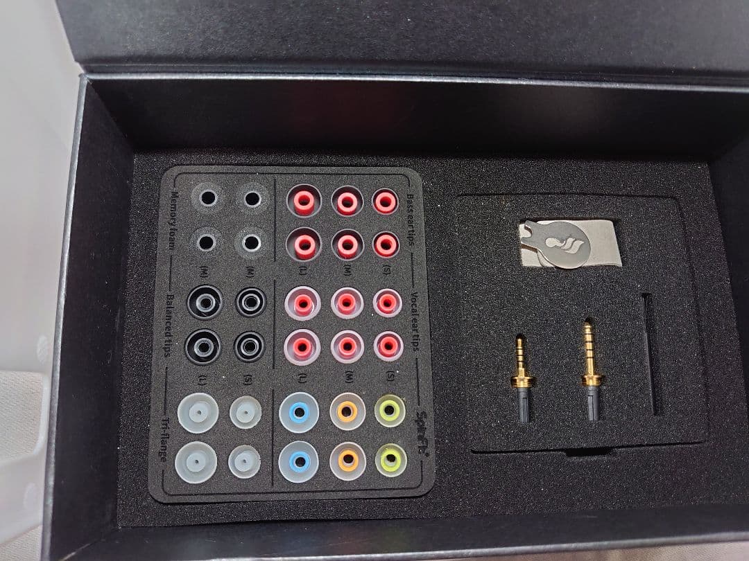 FiiO FD7 有線イヤホン 中古