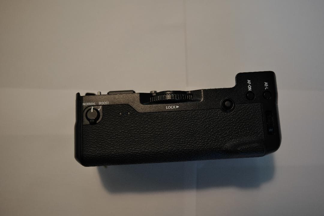 富士フィルム X-H1ボデイと縦電源グリップ キットとバッテリー4個付属(美品)