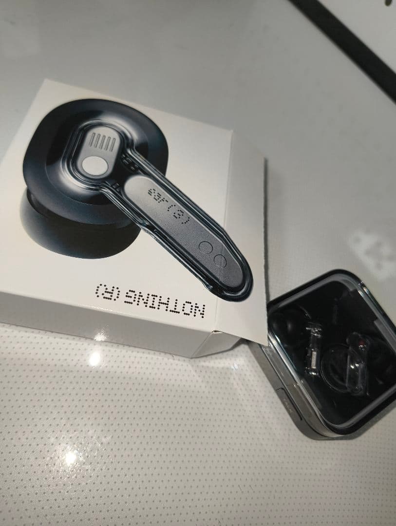 Nothing　ear（3） 美品です。