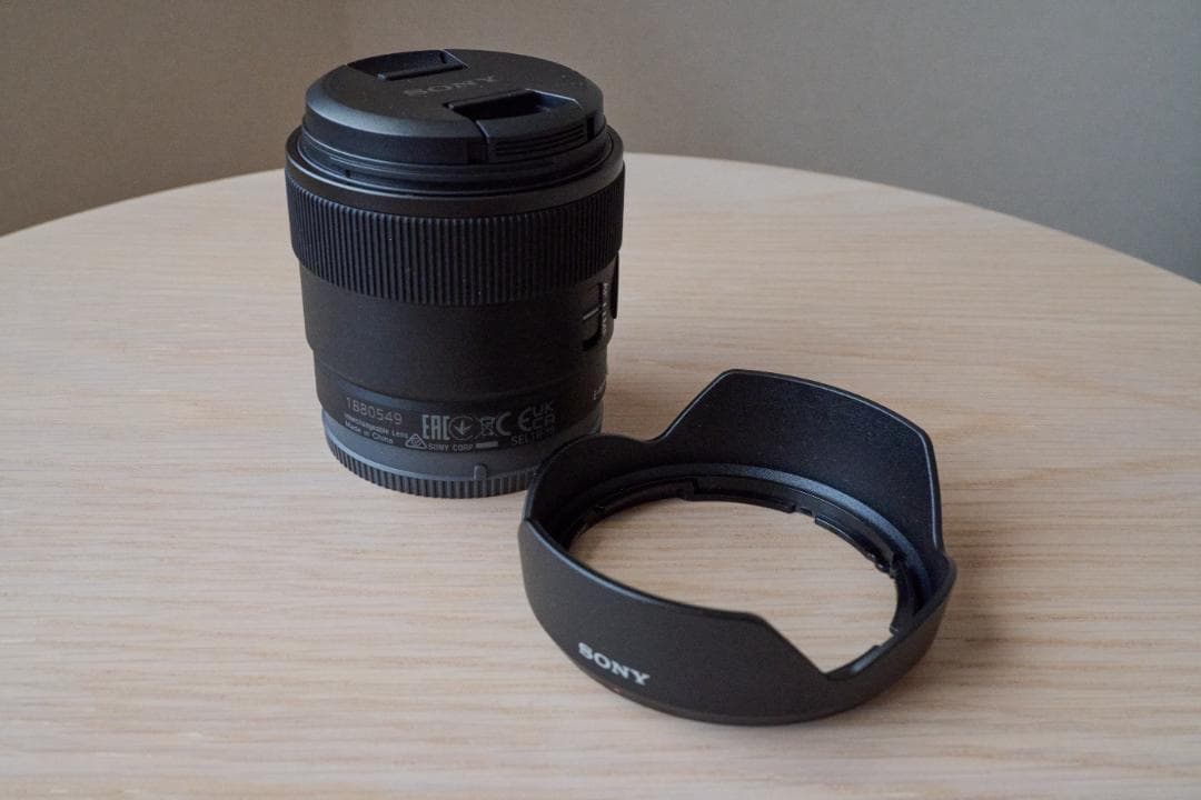 レンズ(単焦点) SONY SEL11F18