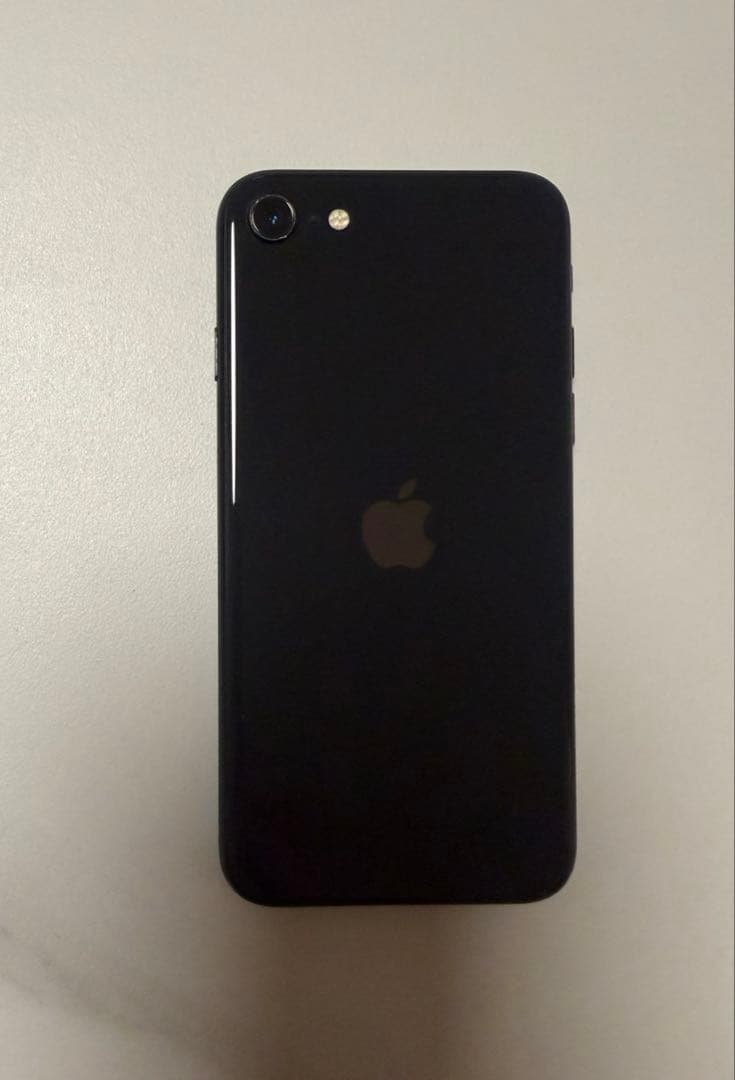 アップル Apple iPhone SE 第3世代 64GB BLACK 黒