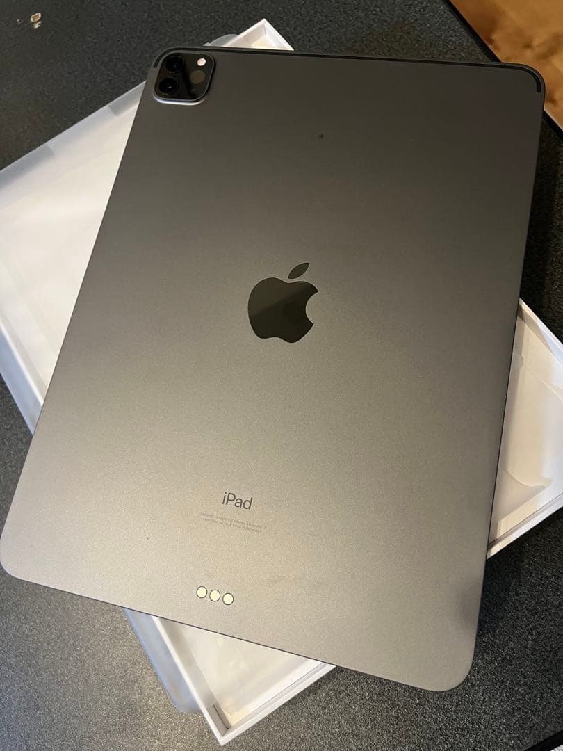 Angga Khaerul 専用　iPad Pro 純正iPadケース付き