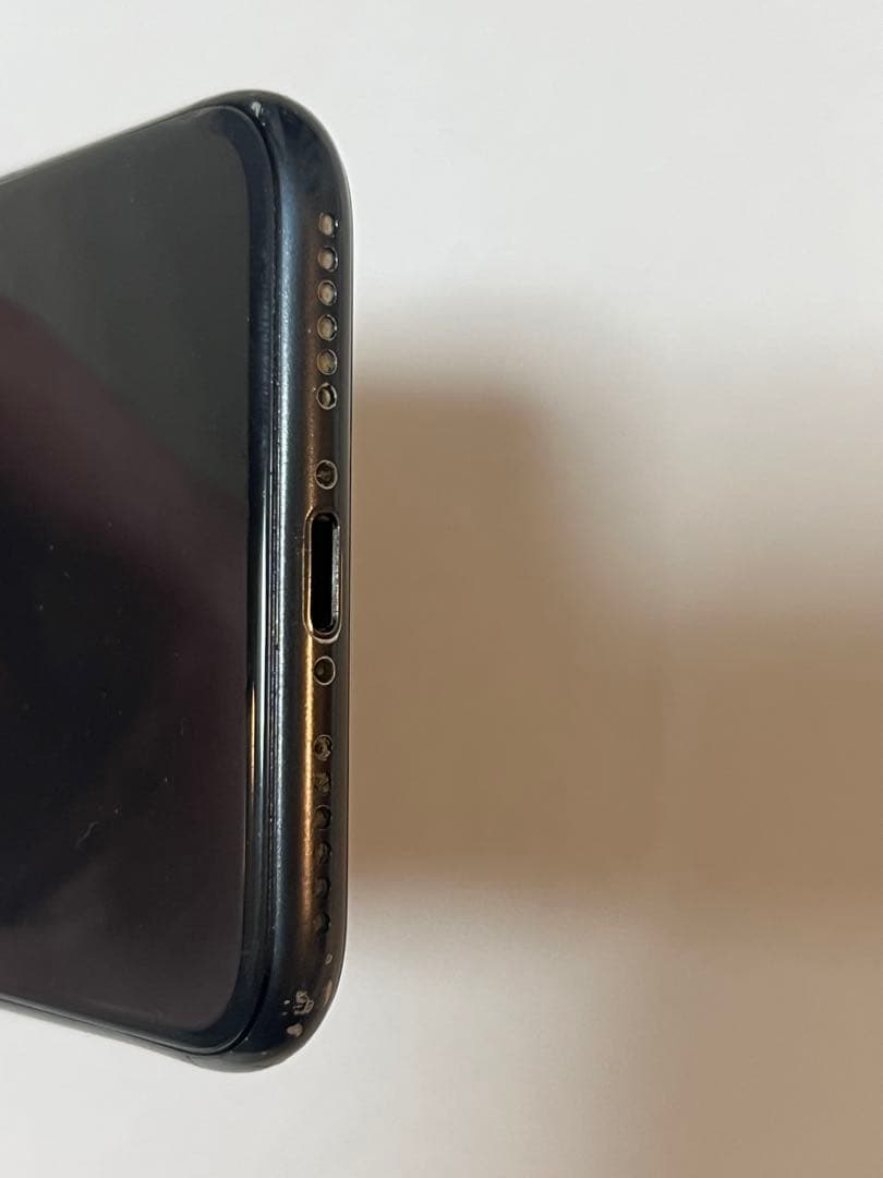 u*o様 Apple iPhone SE (第2世代) ブラック128GB