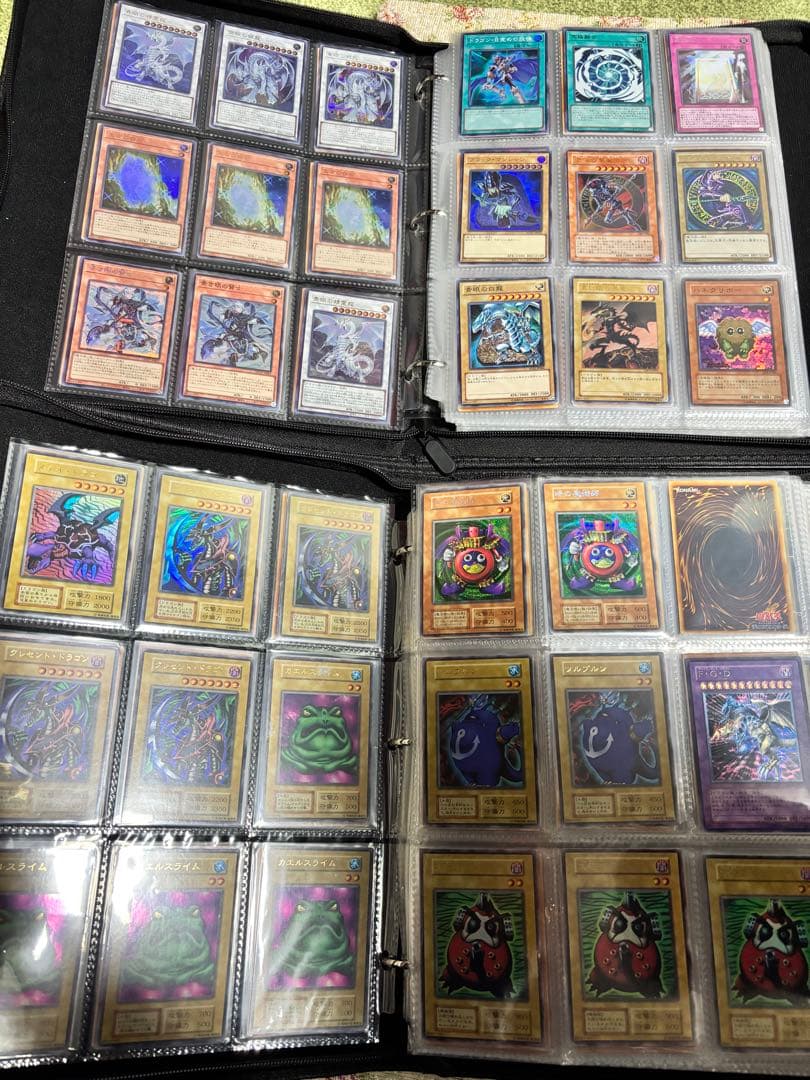 【遊戯王カード引退品】初期・レリーフ等８００枚以上　　2ファイル分　即購入大歓迎