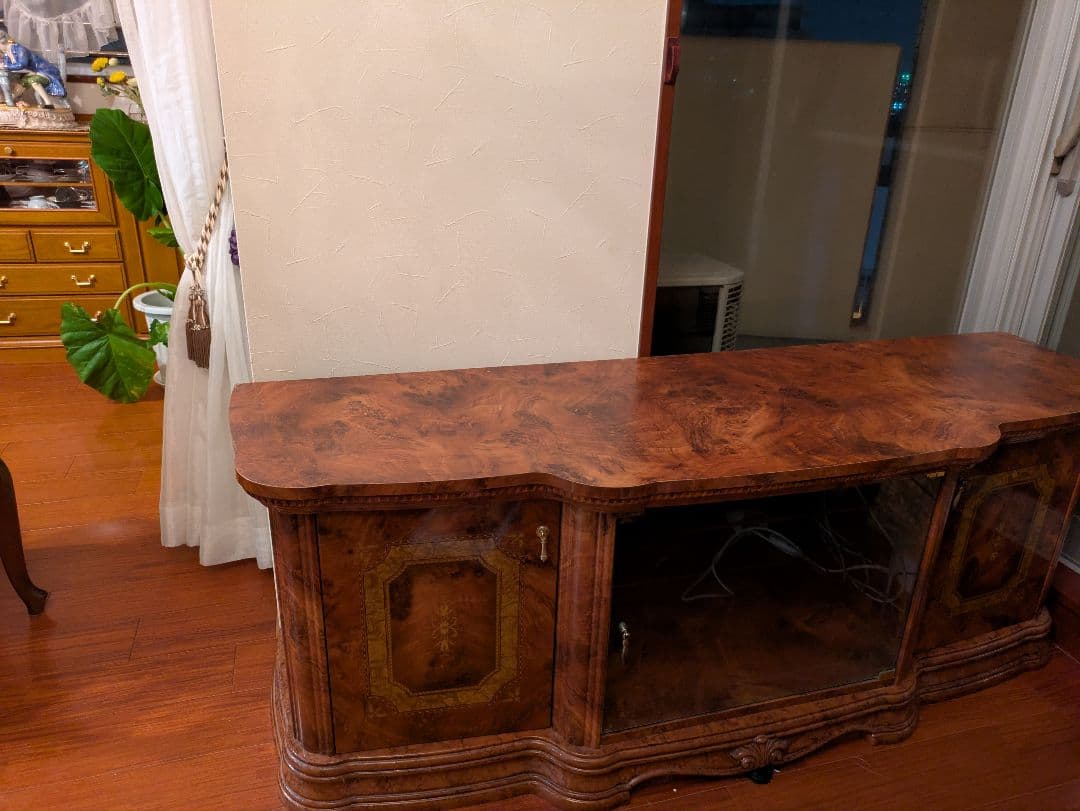 専用12/17まで。テレビ台、中古