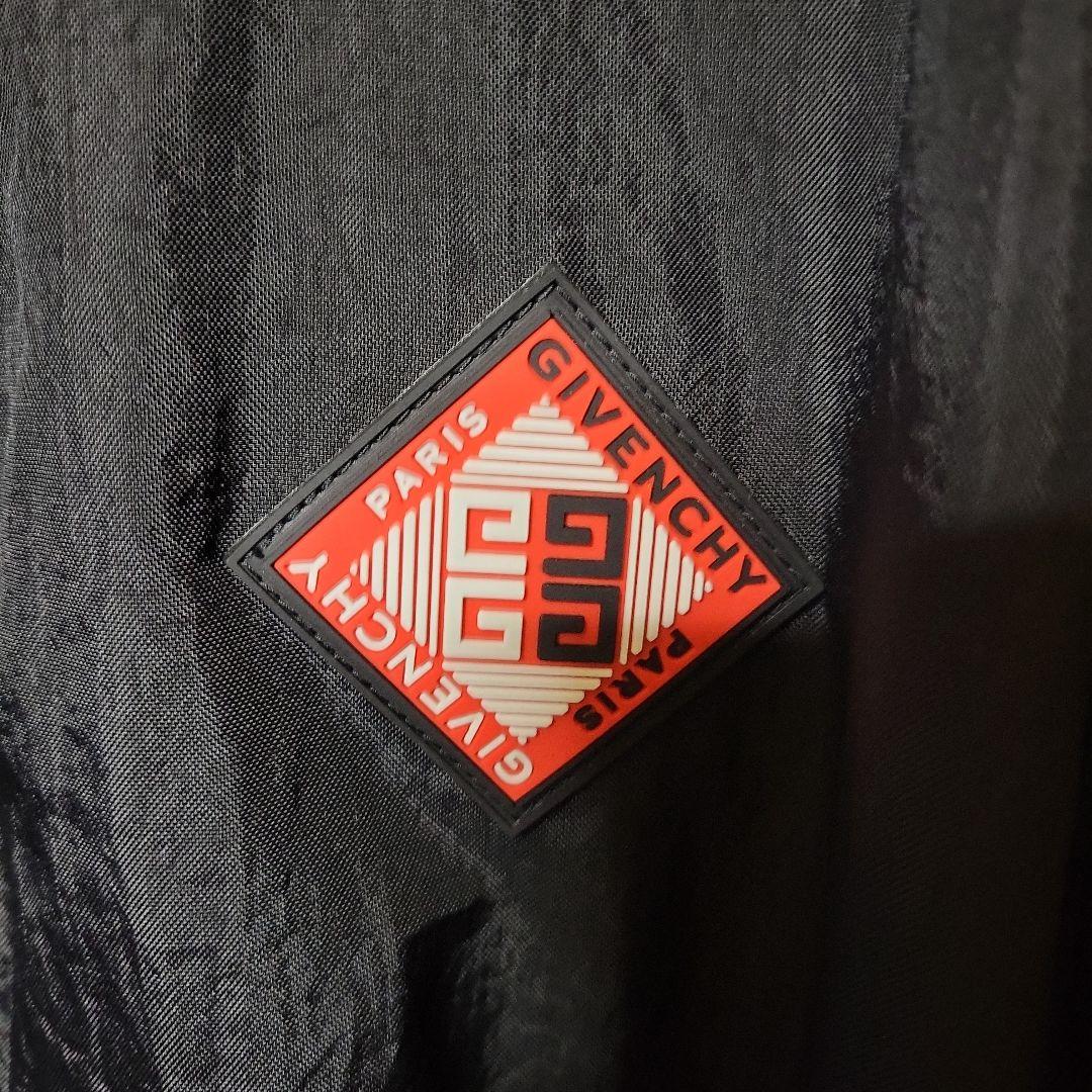 GIVENCHY　コーチジャケット　サイズ50 ナイロン100%