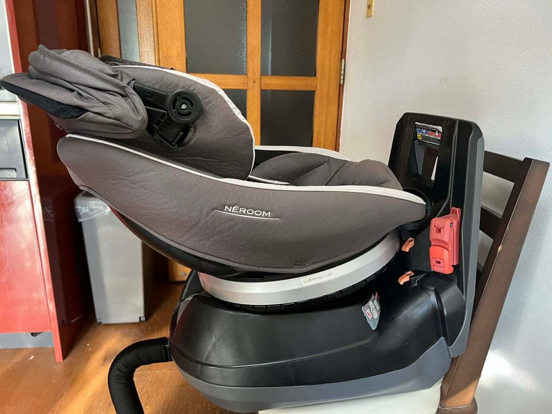 あ*や様 チャイルドシート（新生児～4歳用）コンビ