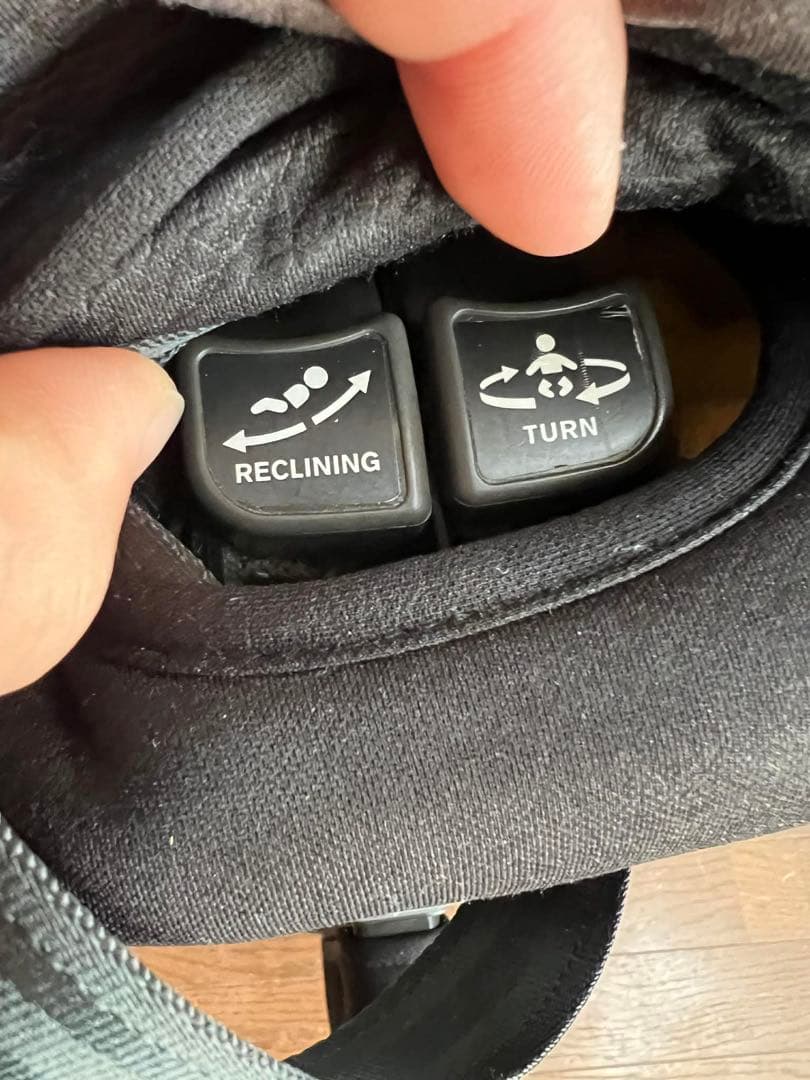 あ*や様 チャイルドシート（新生児～4歳用）コンビ