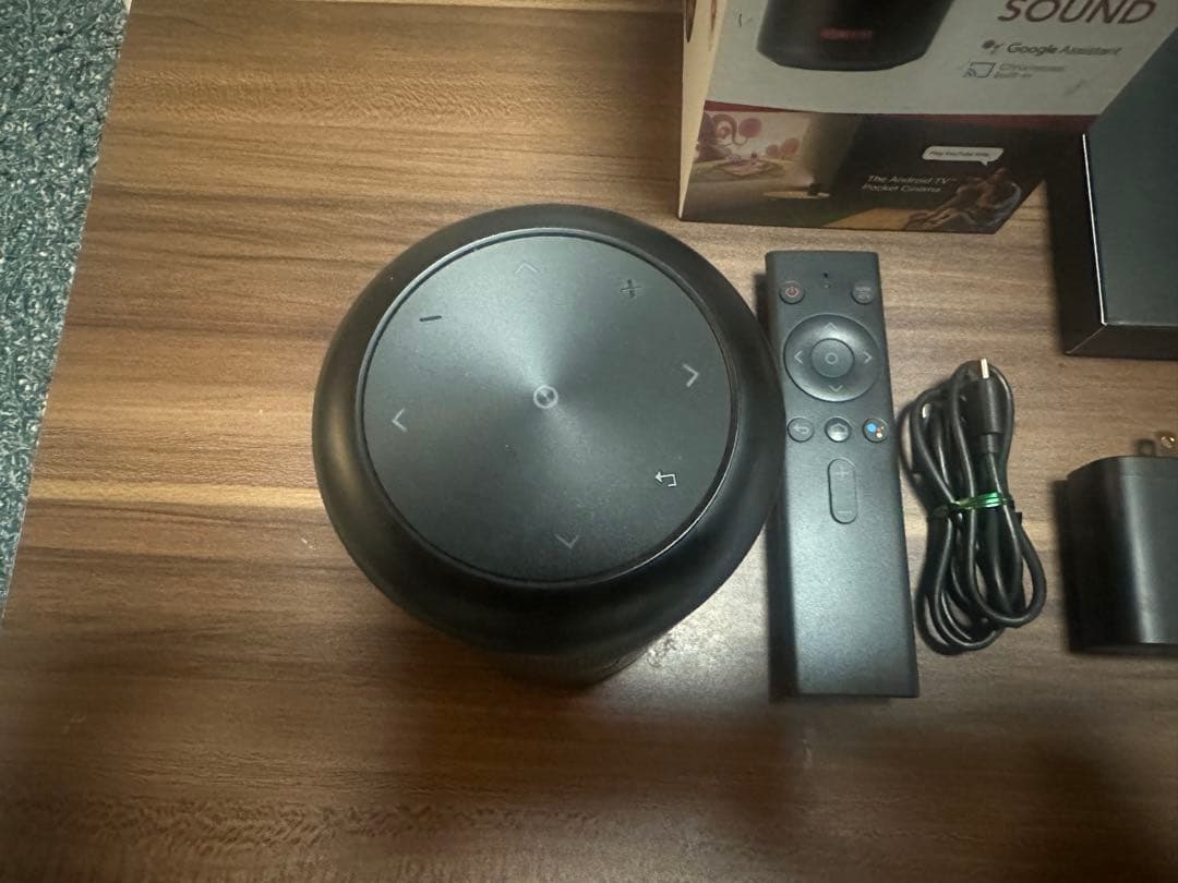 NEBULA Capsule II プロジェクター本体