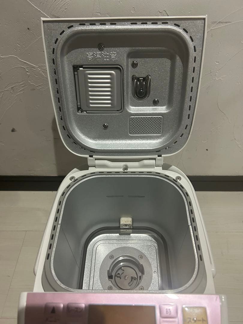 Panasonic パナソニックホームベーカリー SD-BH106