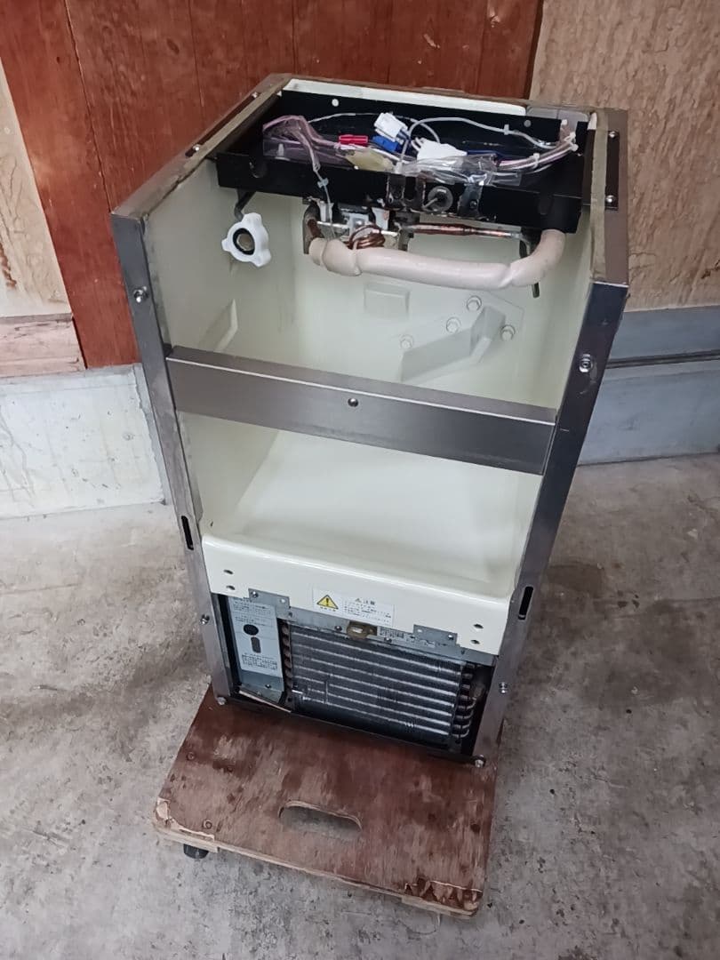 TOSHIBA　業務用製氷機　RTI-25E1　ホシザキIM-25L-1 相当品