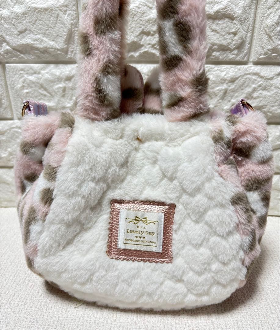 山*ば様 コヤンイサムチョン　ファーバッグ　ヒョウ柄ピンク　ルミちゃん
