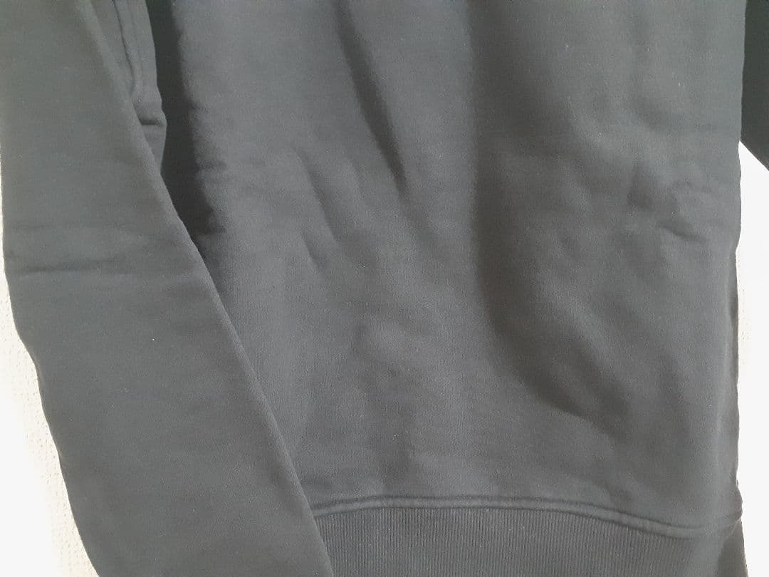 HUGO BOSS フード付きパーカー ブラック