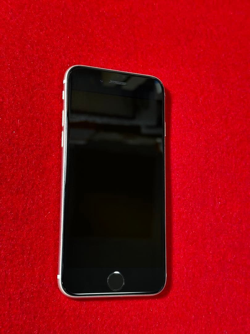 【7997】iPhone SE3第3世代スターライト 64GB simフリー