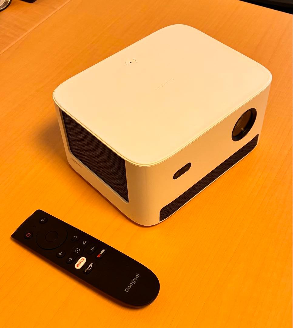 Dangbei Neo プロジェクター本体