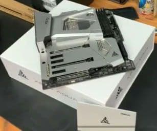 【美品】自作フルカスタム本格水冷PC 数量限定フル水冷マザボ