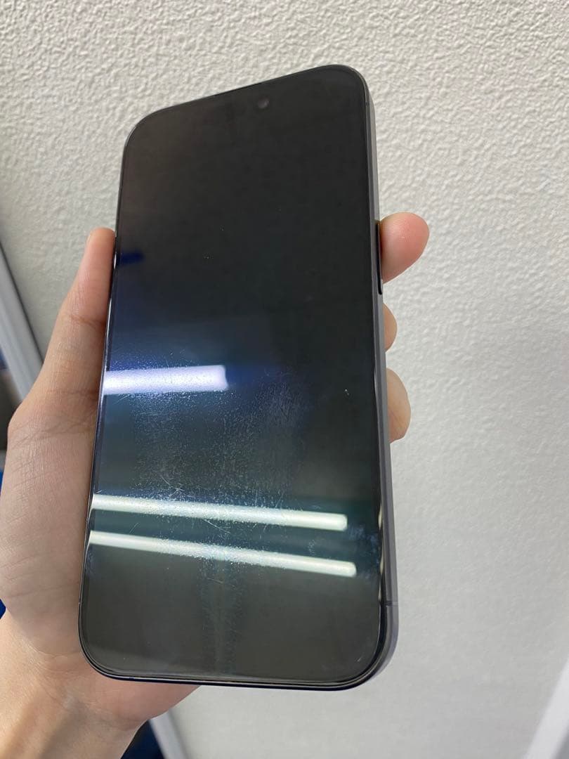 ジャンク品iPhone 15 Pro 256GB SIMフリー　69536