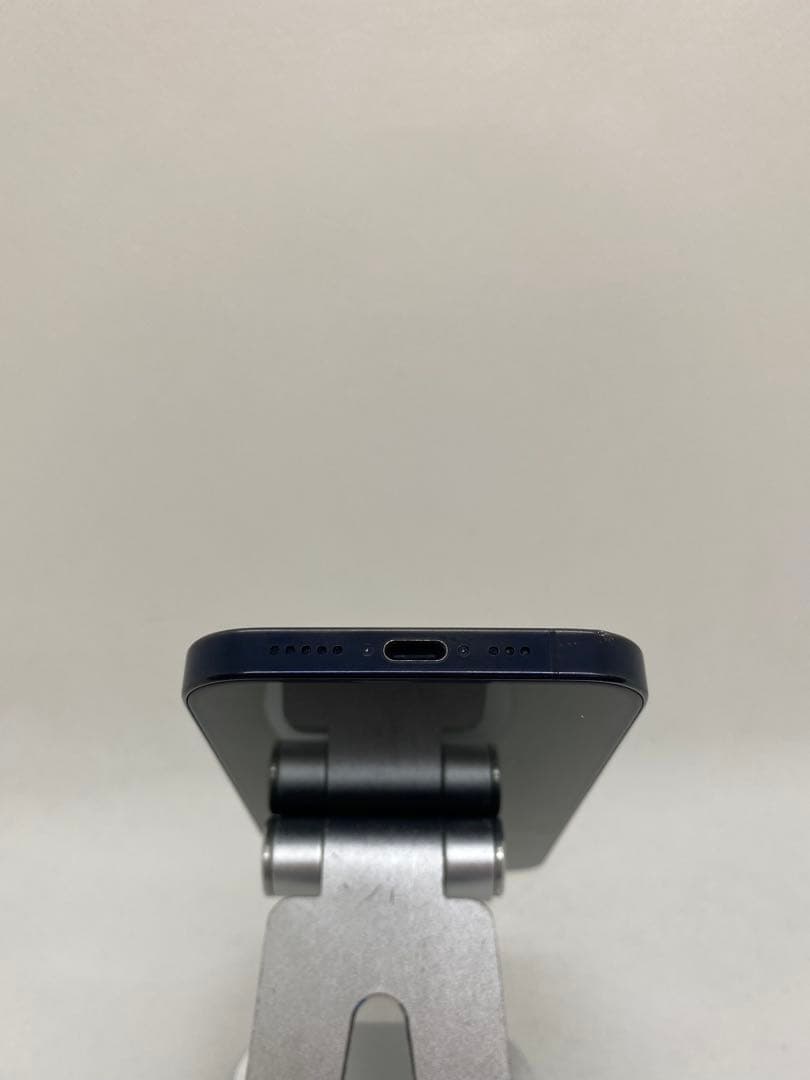 ジャンク品iPhone 15 Pro 256GB SIMフリー　69536