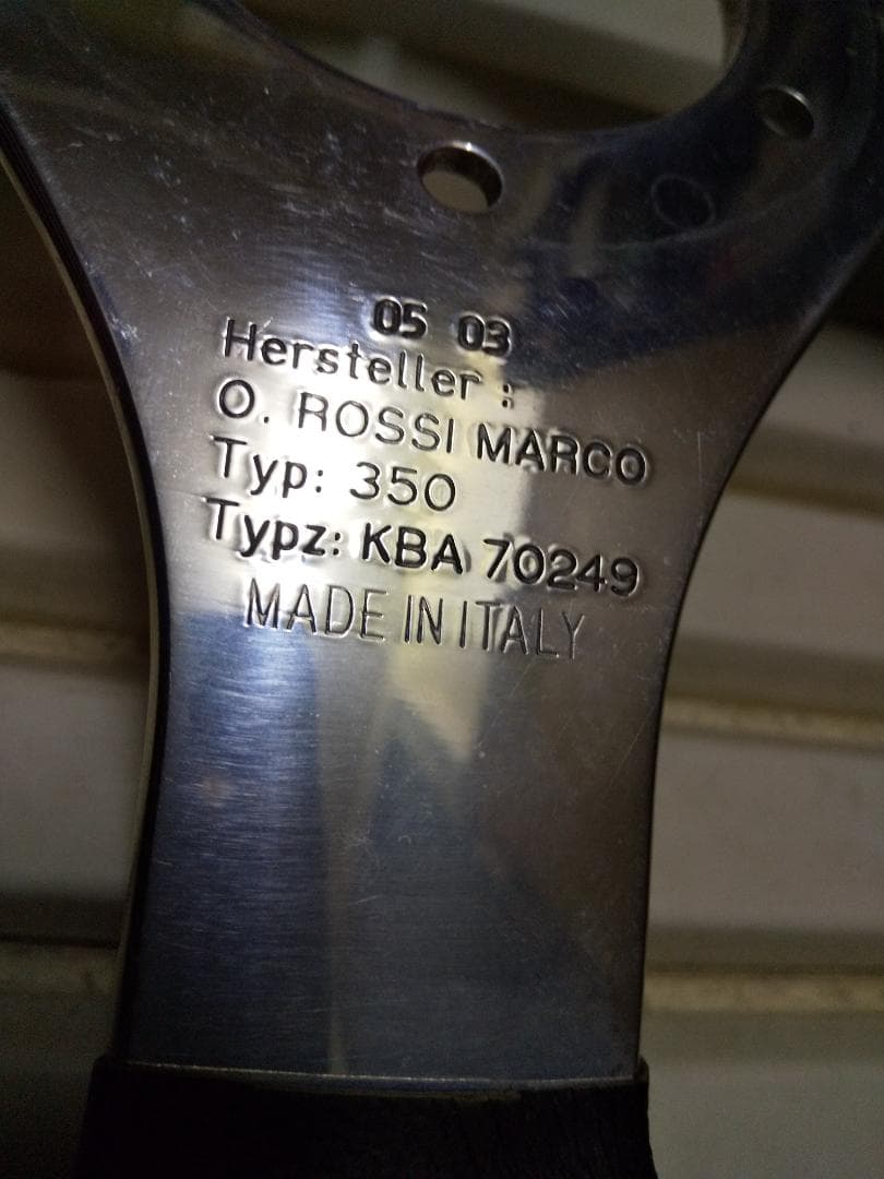 【送料無料】社外ステアリング（ハンドル） 汎用