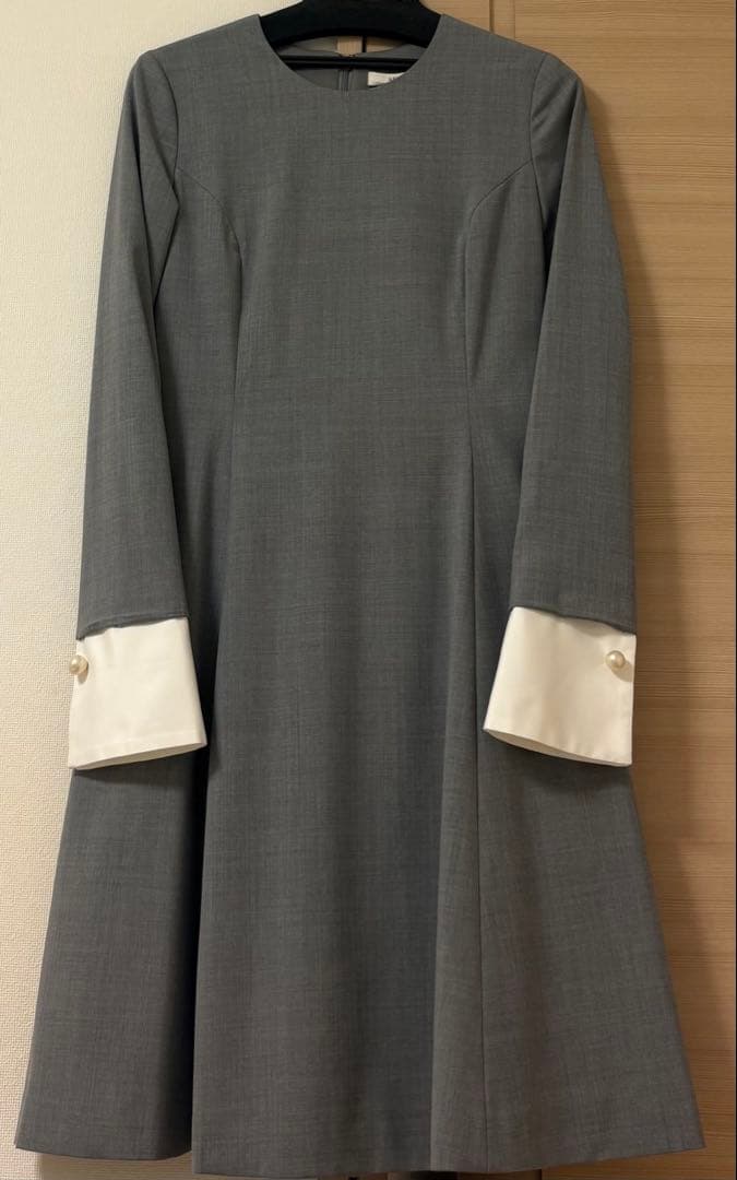 ADEAM ワンピース　グレー　パールカフスボタン　サイズ2